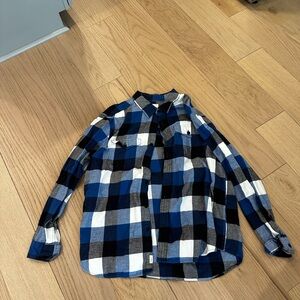 NWOT American Eagle Outfitters Blue and Black Plaid Shirt